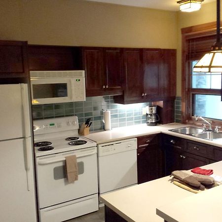 Appartement Tremblant Les Eaux - Location Adp à Mont-Tremblant Extérieur photo