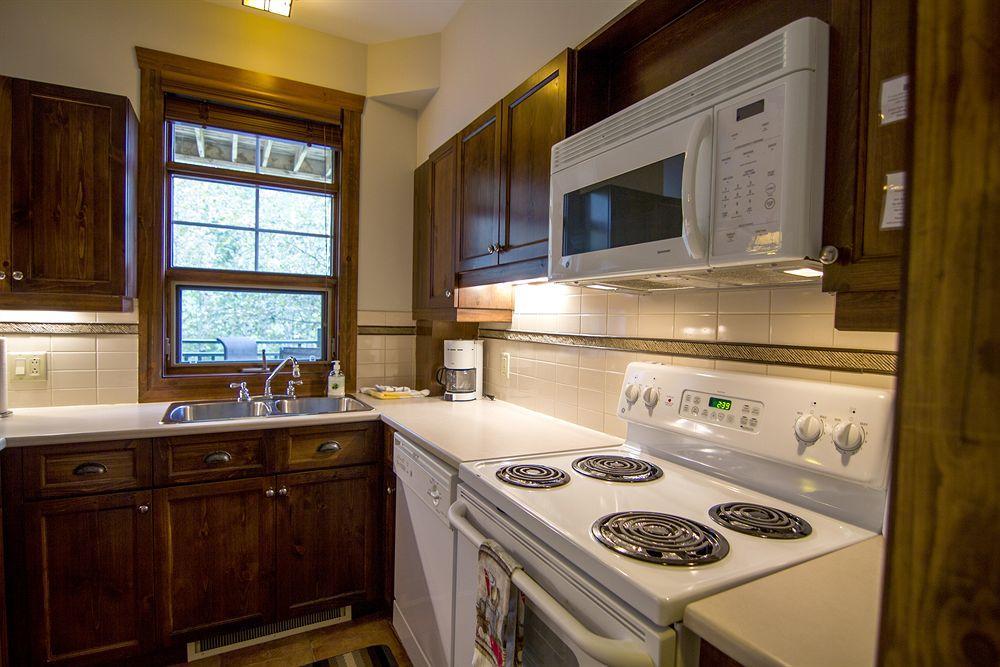 Appartement Tremblant Les Eaux - Location Adp à Mont-Tremblant Extérieur photo