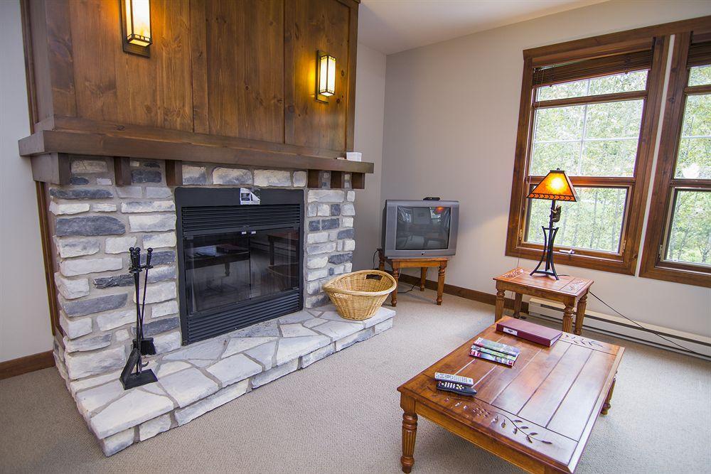 Appartement Tremblant Les Eaux - Location Adp à Mont-Tremblant Extérieur photo